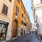 Rome As You Feel - Trevi Luxury Apartment